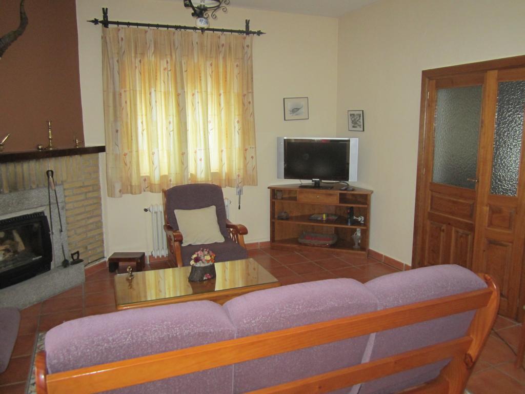 La Ladera Villa Hoyos del Espino Luaran gambar
