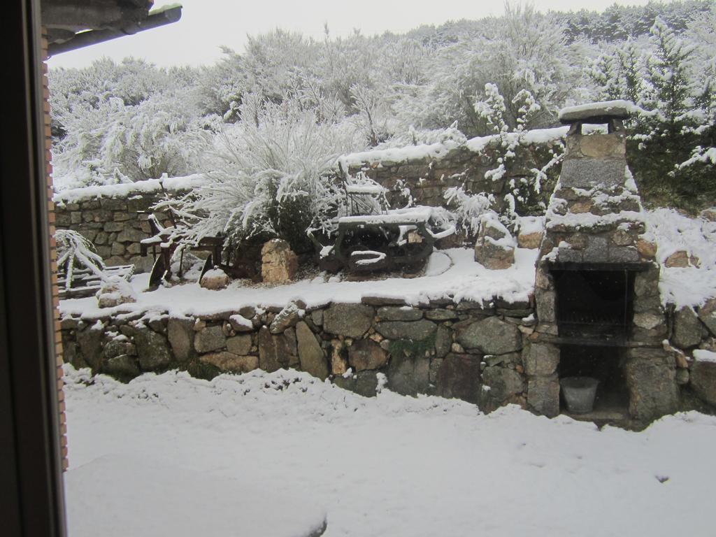 La Ladera Villa Hoyos del Espino Luaran gambar